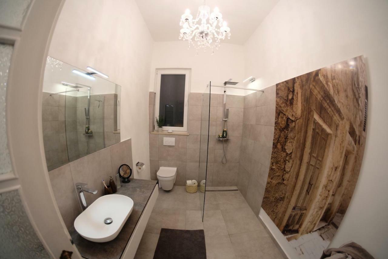 Luxury Old Town Apartment Πούλα Εξωτερικό φωτογραφία