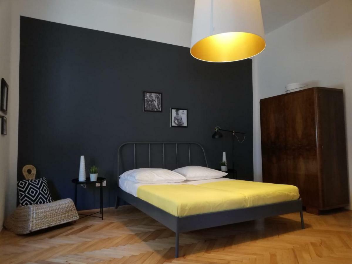 Luxury Old Town Apartment Πούλα Εξωτερικό φωτογραφία